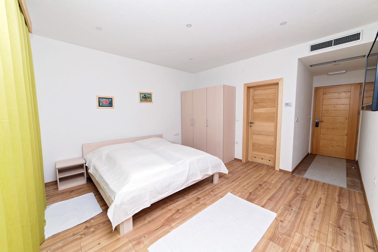 B&B Zlatna Nit Bosanska Krupa Zewnętrze zdjęcie